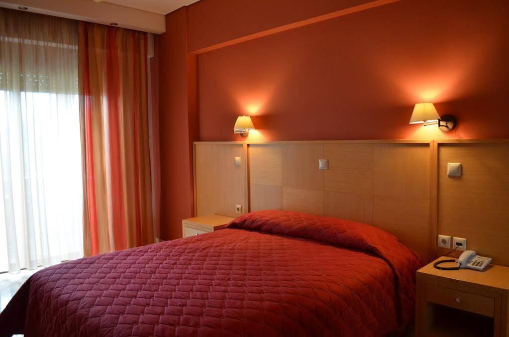 Evia Hotel & Suites Marmari  Eksteriør billede