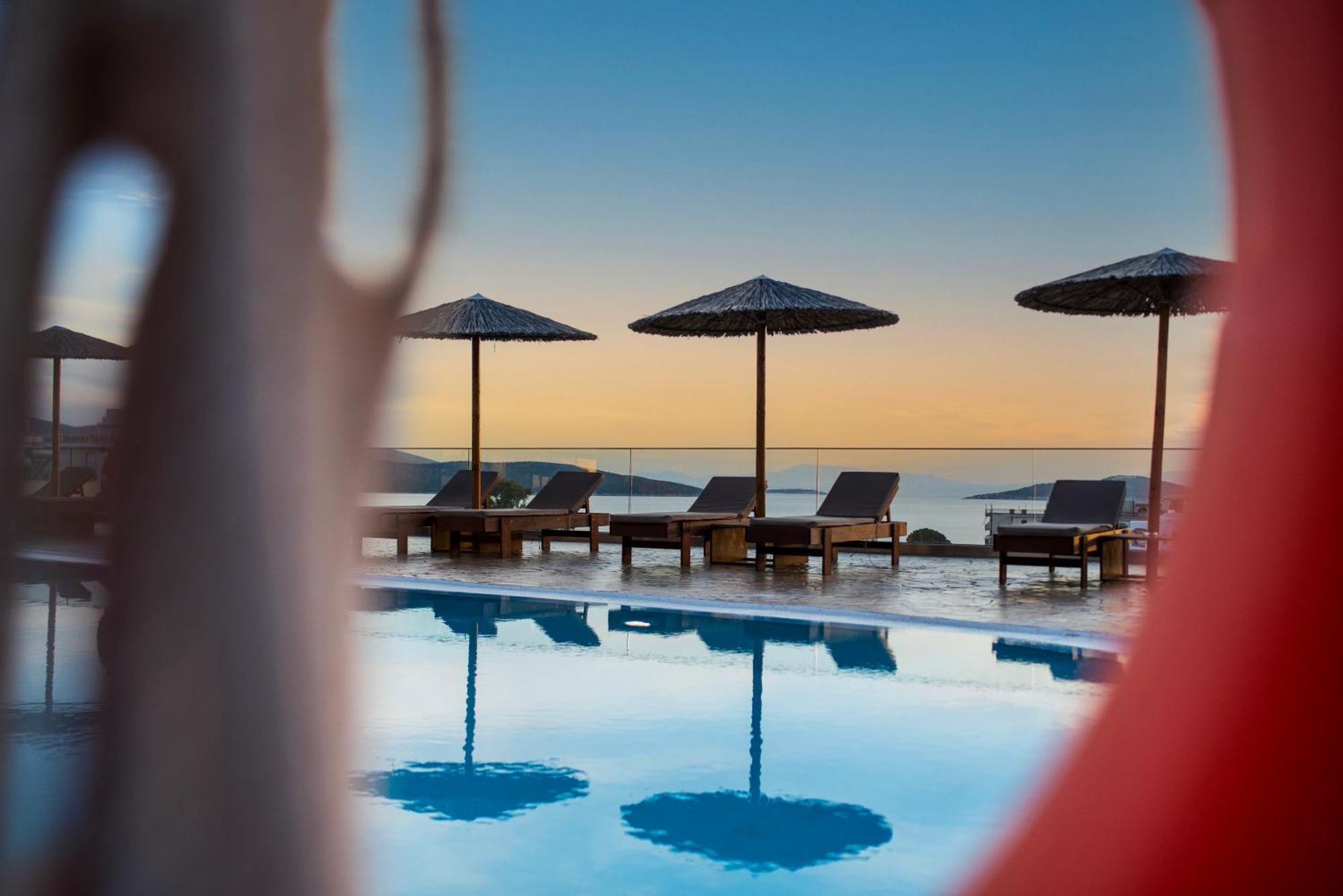 Evia Hotel & Suites Marmari  Eksteriør billede
