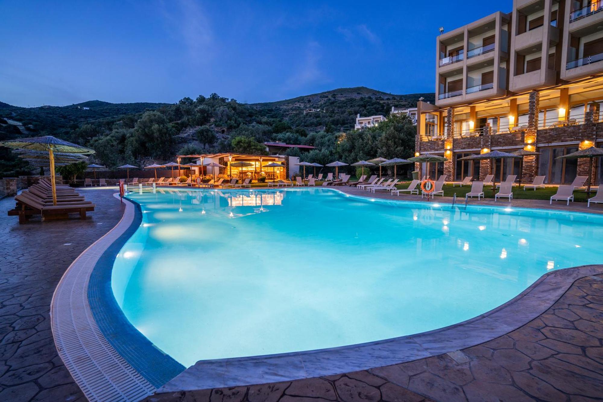 Evia Hotel & Suites Marmari  Eksteriør billede